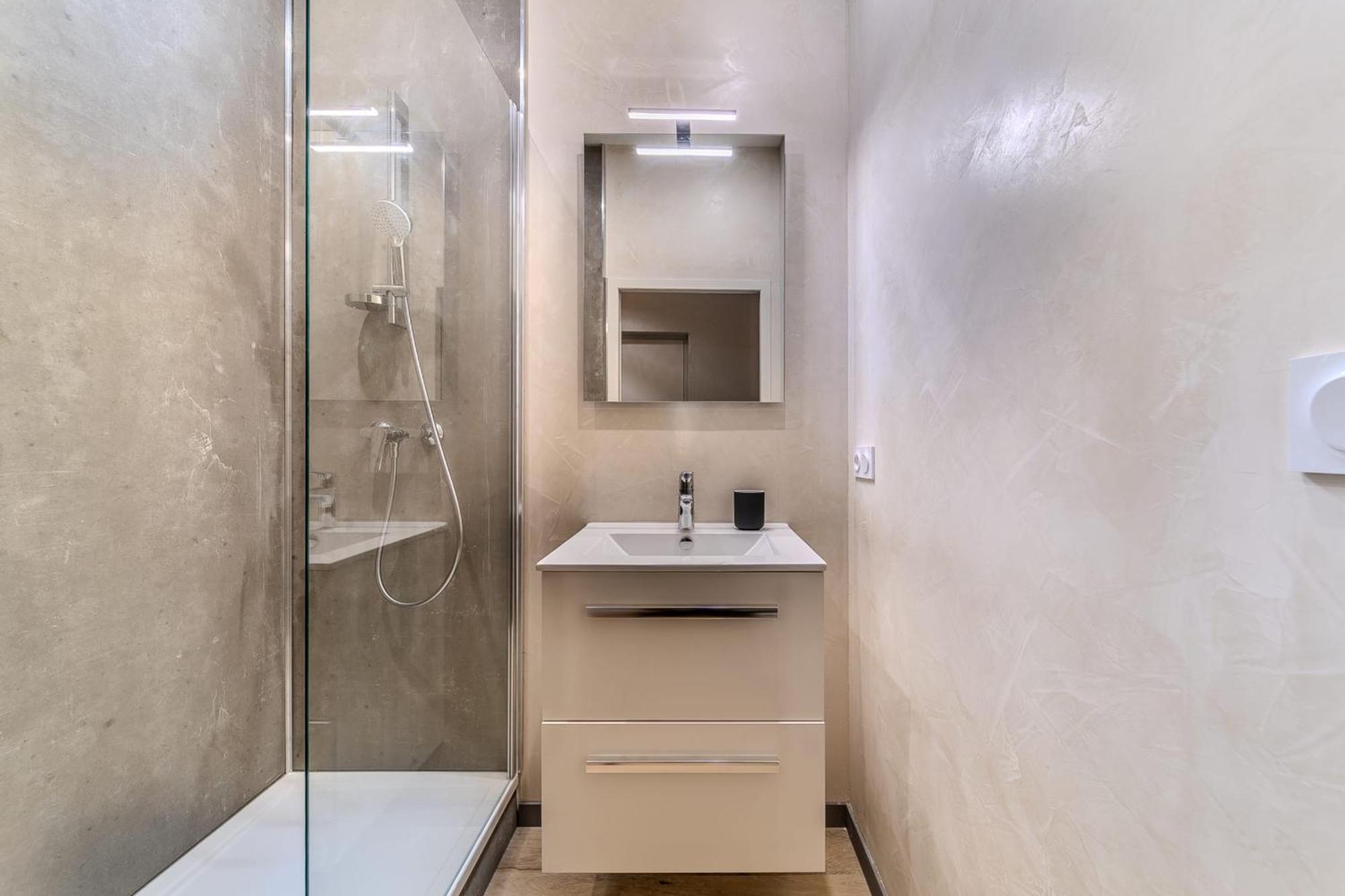 Charming 1-Bedroom Apartment Across From Halles Paul Bocuse & Part-Dieu Lyon Exterior foto